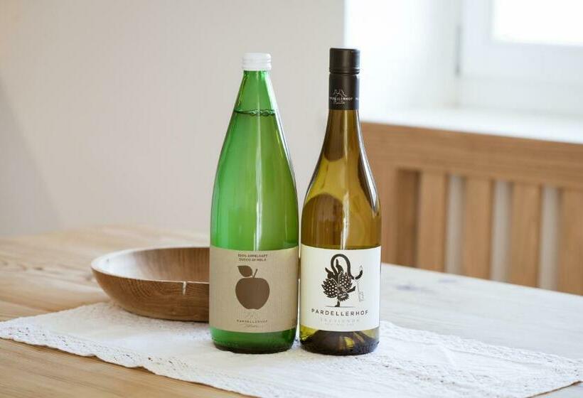 Апартаменты 2 Спальни с Балконом, Weingut Pardellerhof