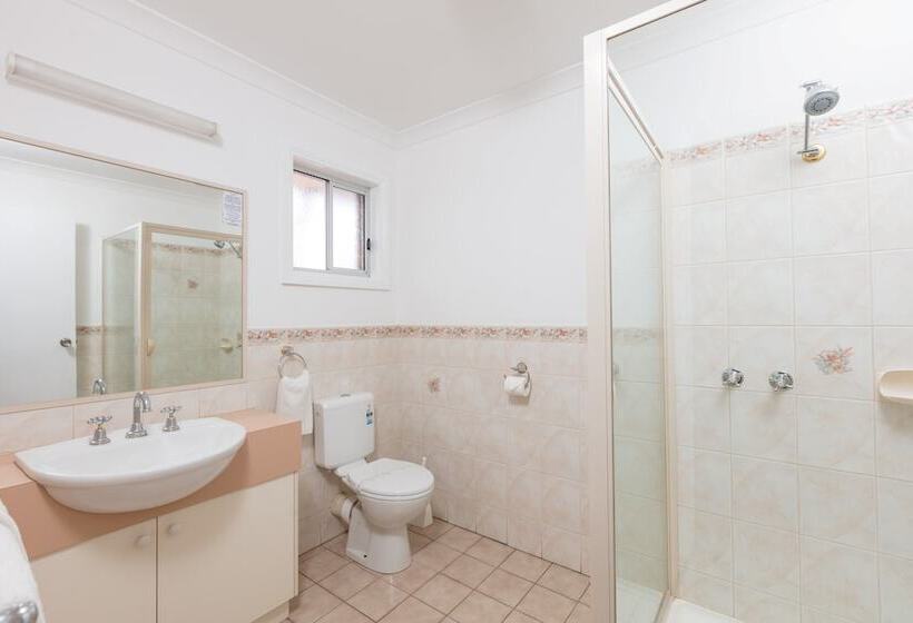 Номер Стандарт с Гидромассажем, Mid City Plantation Motel