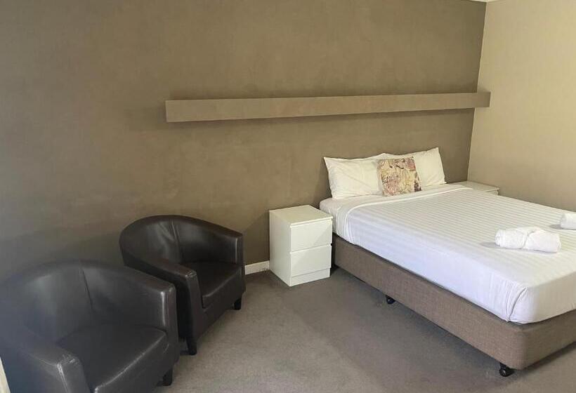 Номер Стандарт, Mid City Plantation Motel