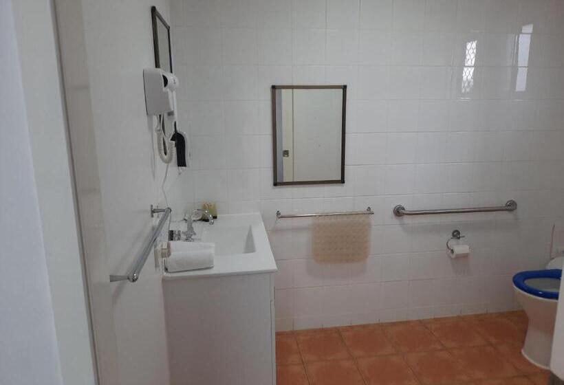 Апартаменты 2 Спальни, Cleveland Motor Inn