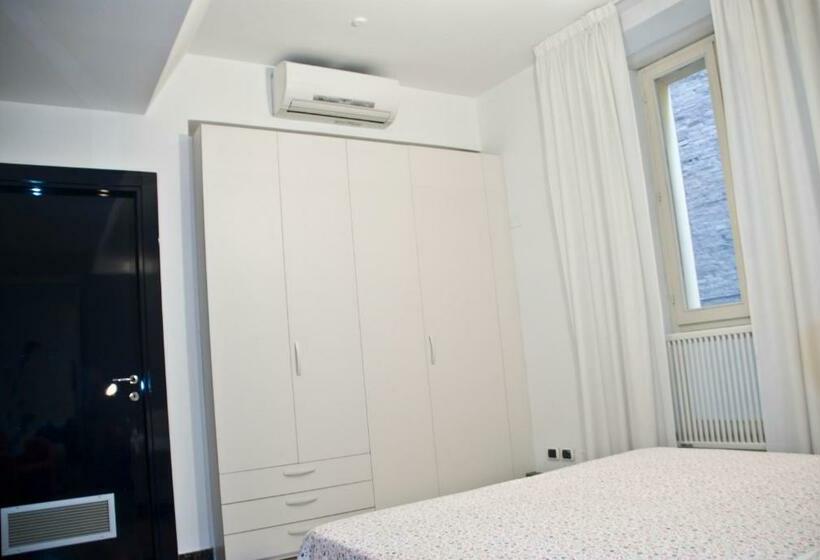 سوئیت کلاسیک, Residence Degli Aranci   Casêta