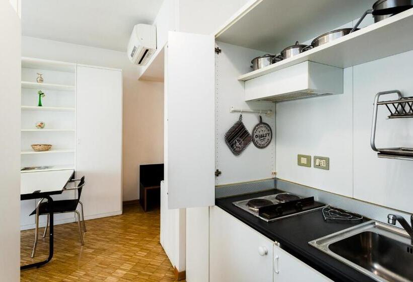 استودیوی استاندارد, Residence Degli Aranci   Casêta