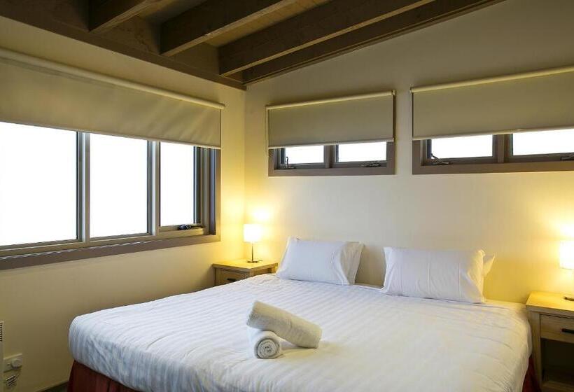 침실 2개 아파트, White Crystal Apartments