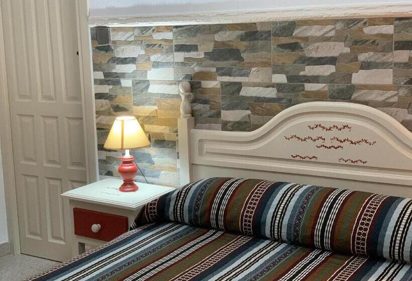 Quarto Estandar, Hostal Atalaya En Capileira Cb