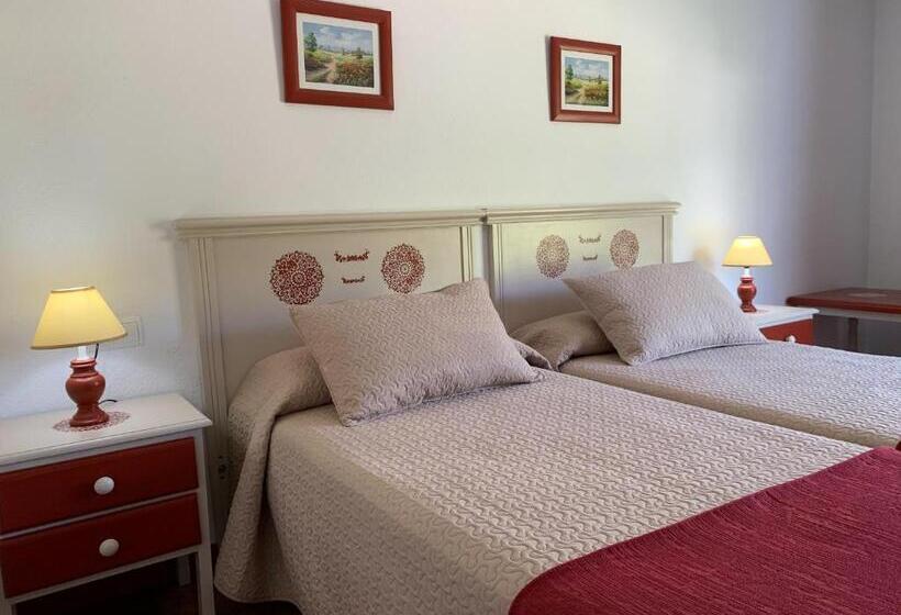 Номер Стандарт с Балконом, Hostal Atalaya En Capileira Cb