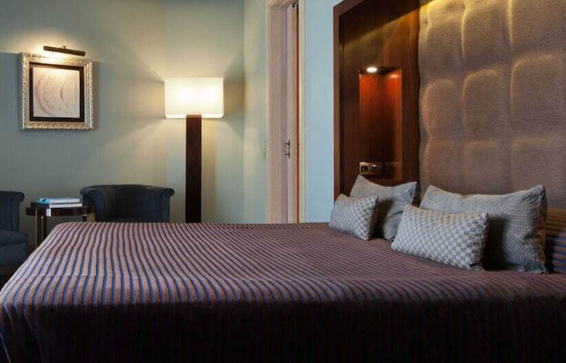Номер Superior, Casa Fuster G.l Monumento