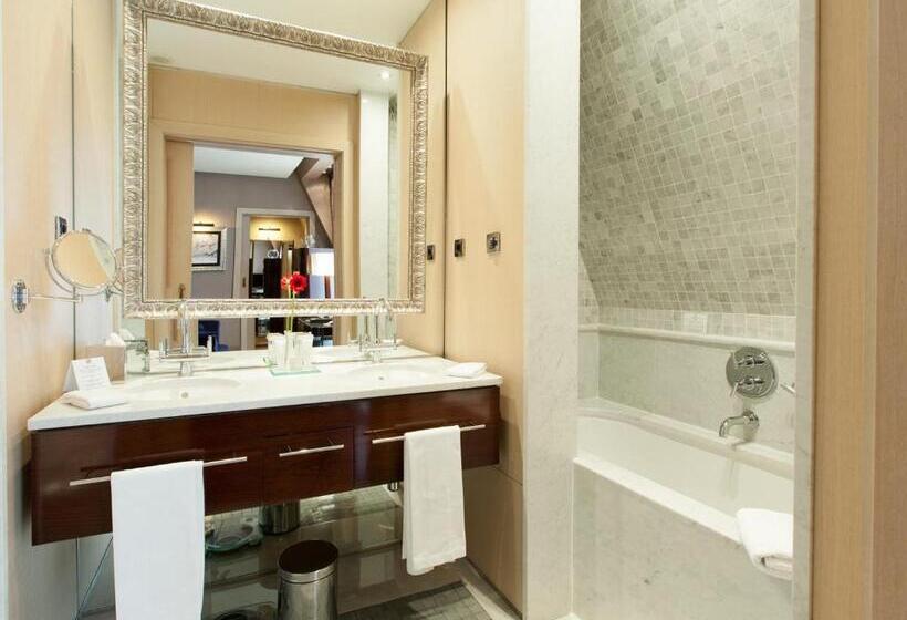 Romantic Room, Casa Fuster G.l Monumento