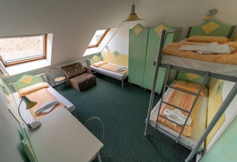 4인용 스탠다드 룸, MP Hostel Budapest