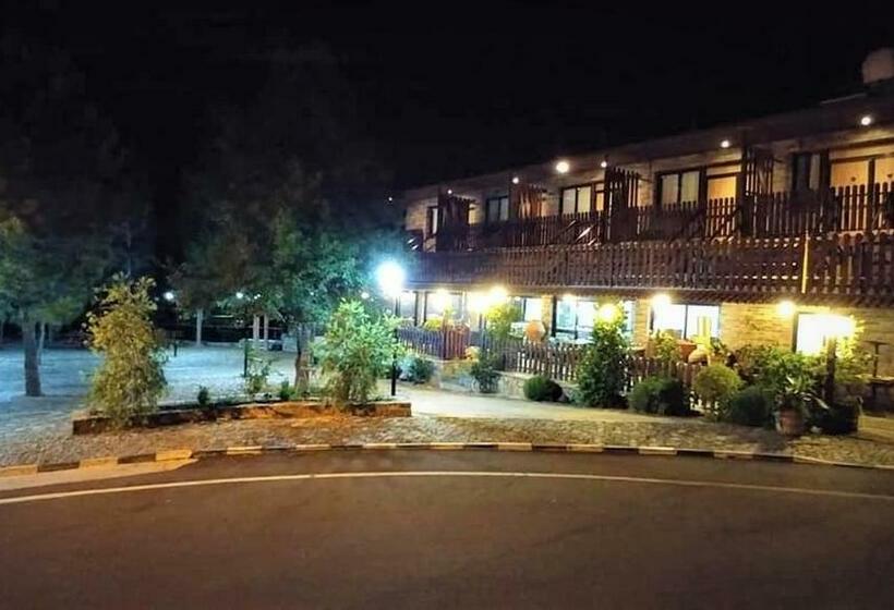标准间带山景, Perneia Rooms