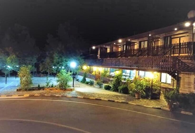 标准间带山景, Perneia Rooms