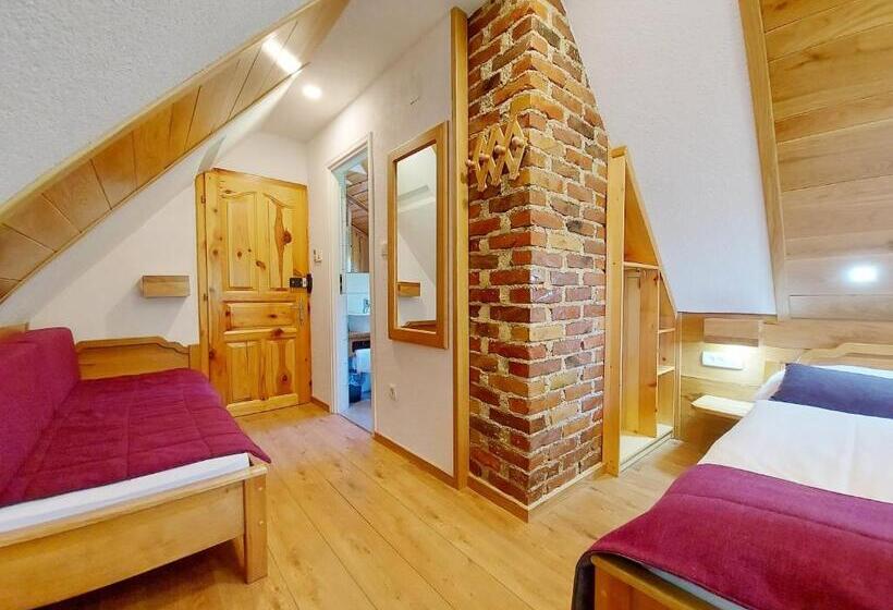 Economy Triple Room, Plitvice Ethno House