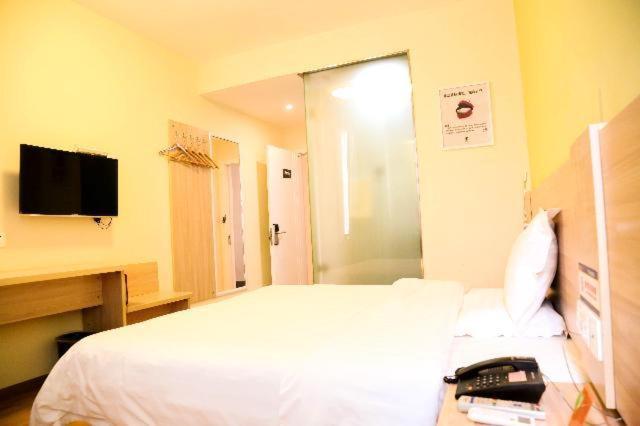 Номер бизнес-класса, 7days Inn Chongqing Wushan Guangdong Road