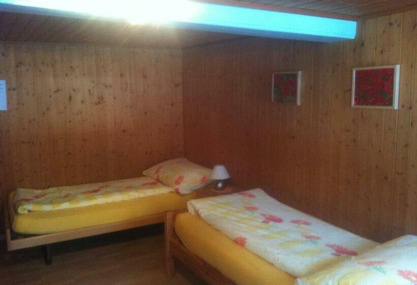 Номер Стандарт Четырехместный Совместный Санузел, B&b Hofstetter