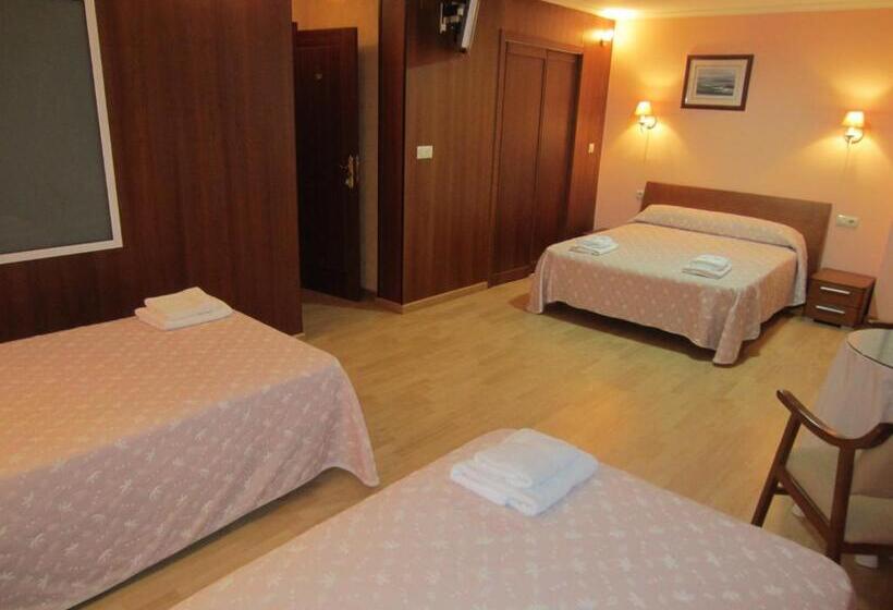 Четырехместный Номер Стандарт, Hostal Conde Rey