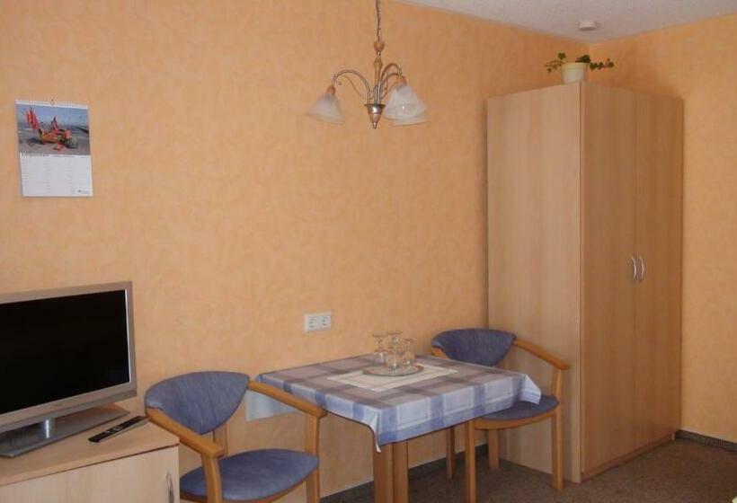 标准间, Pension Fennert
