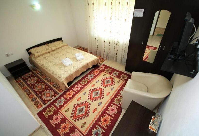 آپارتمان 2 خوابه با بالکن, Pensiunea Ciobanelu