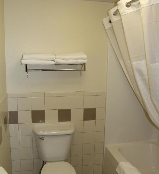 高级套房, Americinn By Wyndham Cedar Rapids Airport