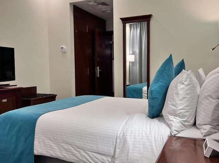 Номер Deluxe, Howard Johnson Bur Dubai