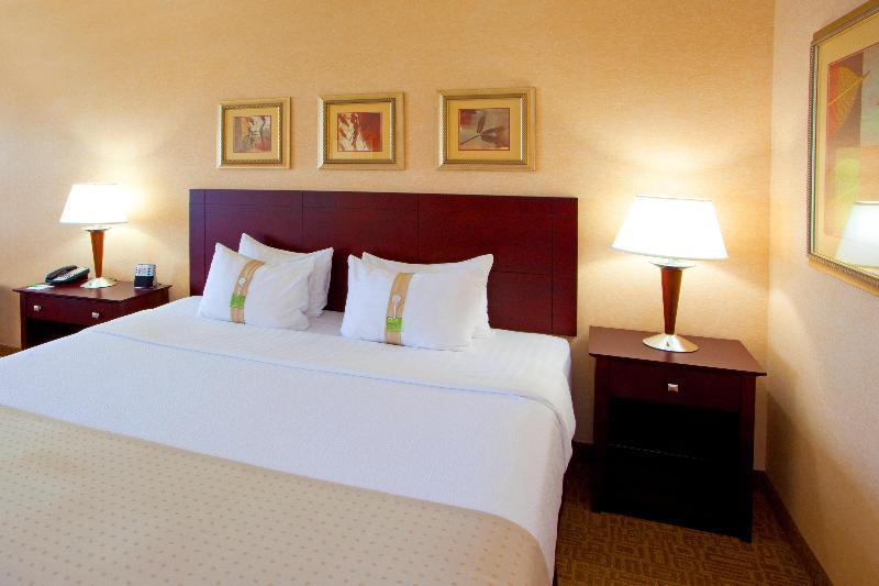 Семейный Номер, Neptune Luxury Resort
