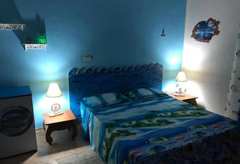 스탠다드 트리플 룸 가든 전망, Acquamarina B&b