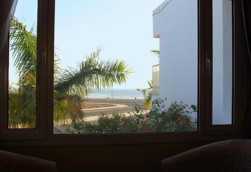 Вилла 2 Спальни, Al Jar Resort   Families Only
