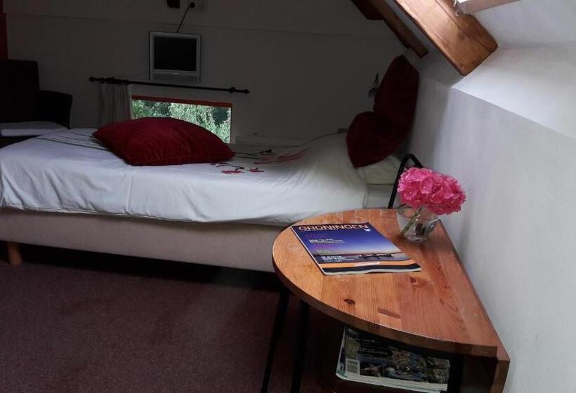 标准单人间共用浴室, Bed & Breakfast Onder Dak