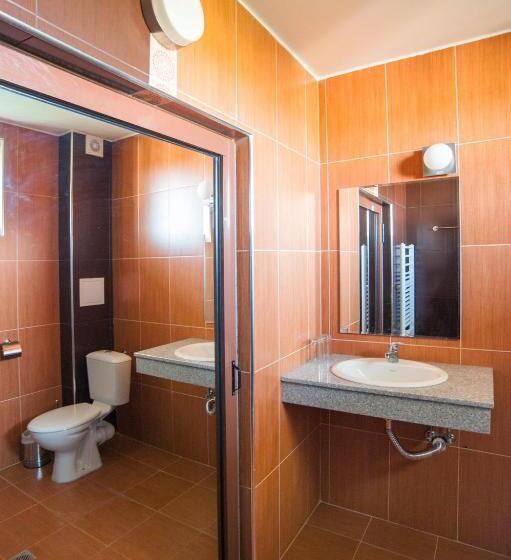 Трехместный Номер Стандарт с Балконом, Villa Trakia