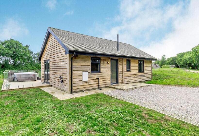 Дом 1 Спальня, Oakwood Lodges