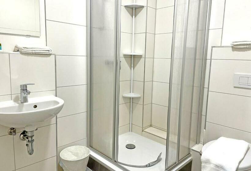 Семейный Номер, Hammerhotel   Halle Saale