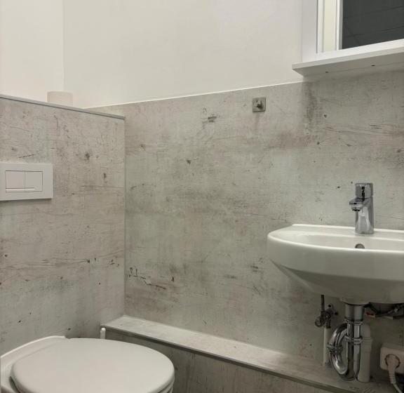 Номер Economy, Hammerhotel   Halle Saale