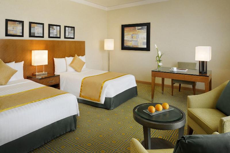 اتاق لوکس با تخت بزرگ, Courtyard By Marriott Kuwait City