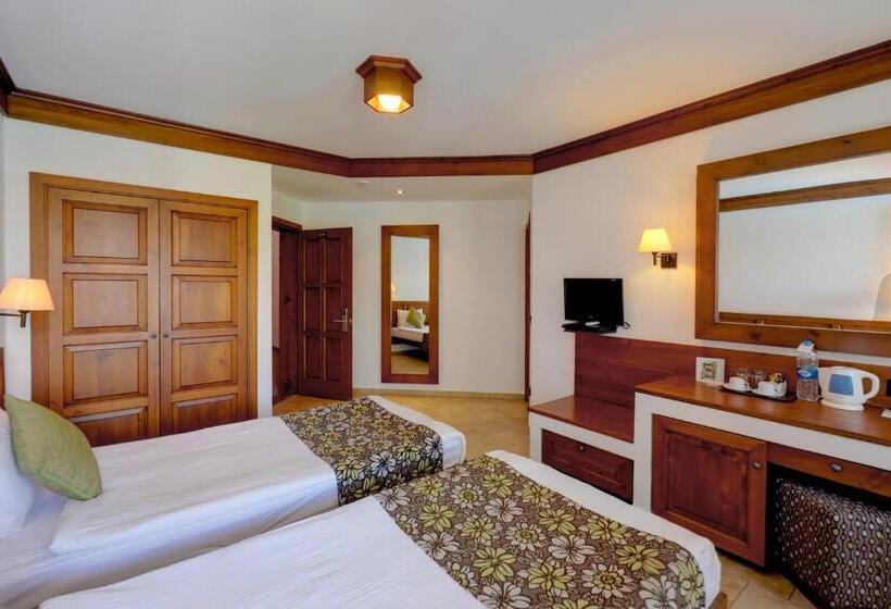 Номер Superior, Montana Pine Resort   All Inclusive