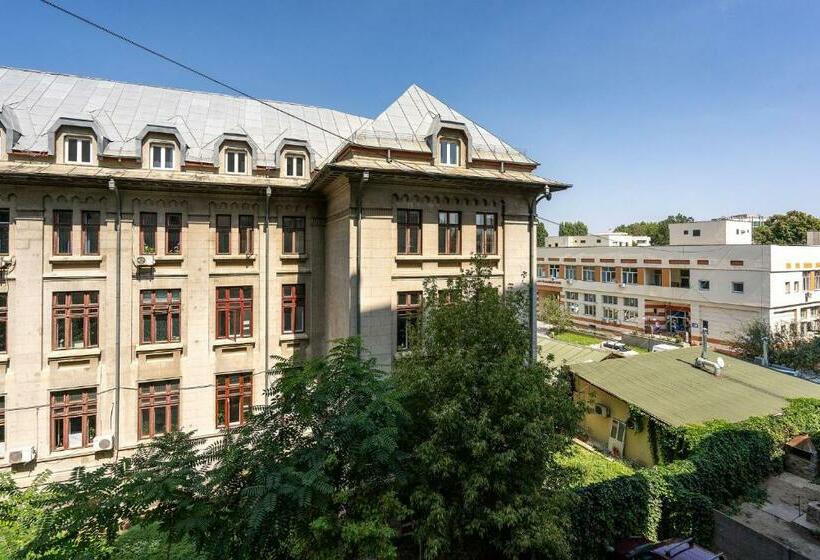 اتاق استاندارد برای معلولان, Parliament