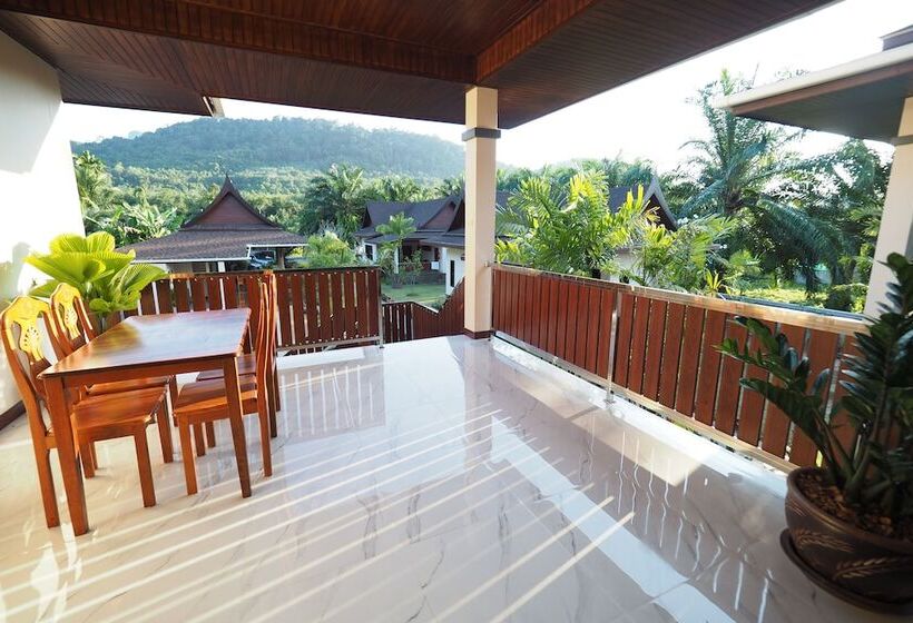 ファミリールーム, Chanapha Residence