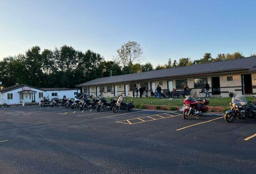 标准间, Champlain Motor Inn
