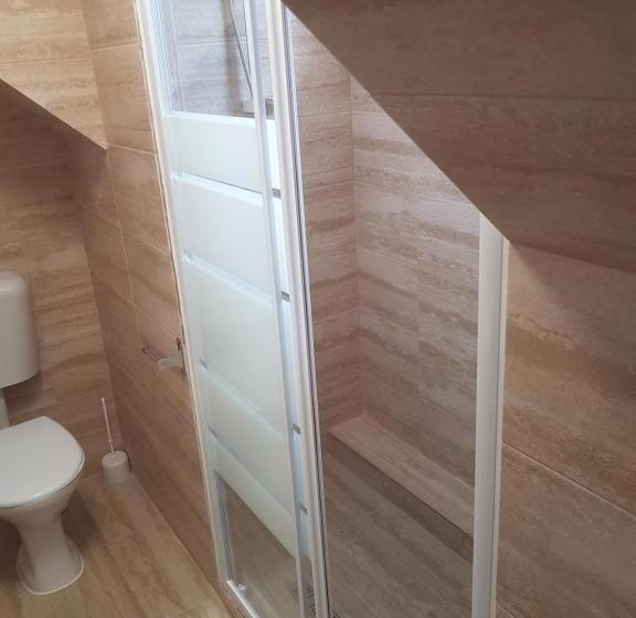 اتاق استاندارد, Lara Guest House