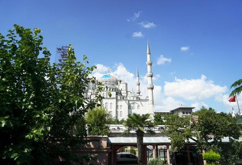 اتاق استاندارد با چشم‌انداز, Sultanahmet Palace