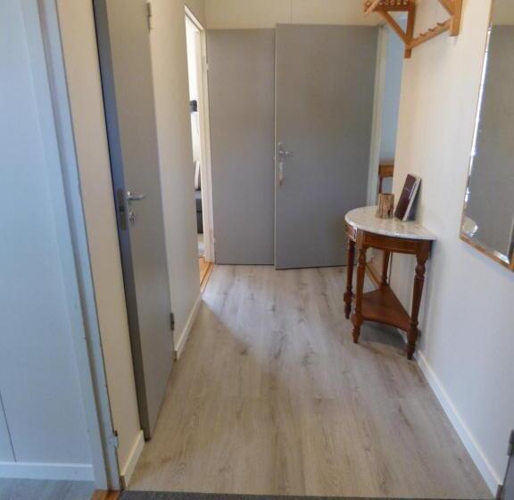 ２ベッドルームハウス, Nya Skogsgården Hostel