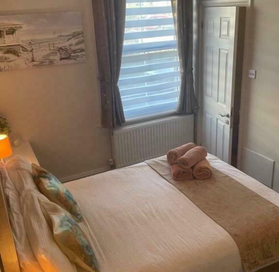Номер Стандарт, Rivendell Guest House