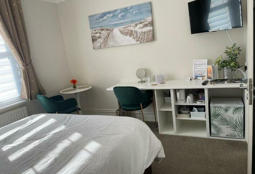 Номер Стандарт, Rivendell Guest House
