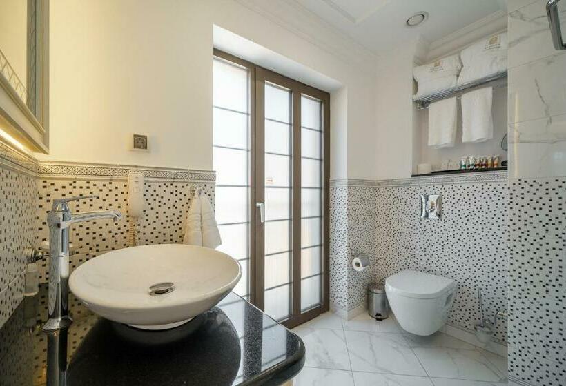 اتاق دلوکس با چشم‌انداز پارک, Residence City Garden   Certificate Of Excellence 3rd Place In Top 10 Best Five Stars City Hotels Fo