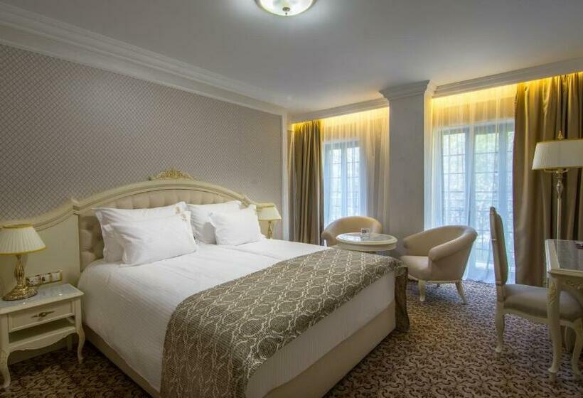 اتاق دلوکس با چشم‌انداز پارک, Residence City Garden   Certificate Of Excellence 3rd Place In Top 10 Best Five Stars City Hotels Fo