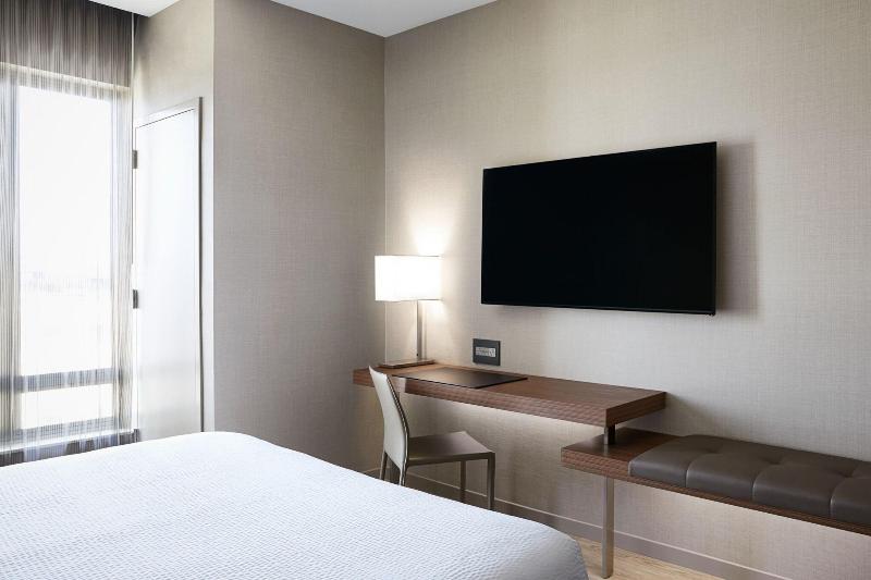 Номер Стандарт Боковой Вид на Море, Pestana Grand Ocean Resort