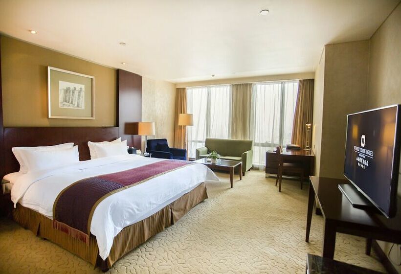 Deluxe Room, World Trade