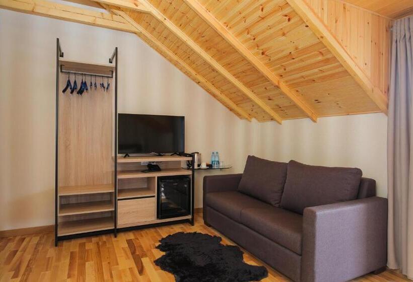 Suite com Varanda, Chalet Dilijan Hotel & Restauarant