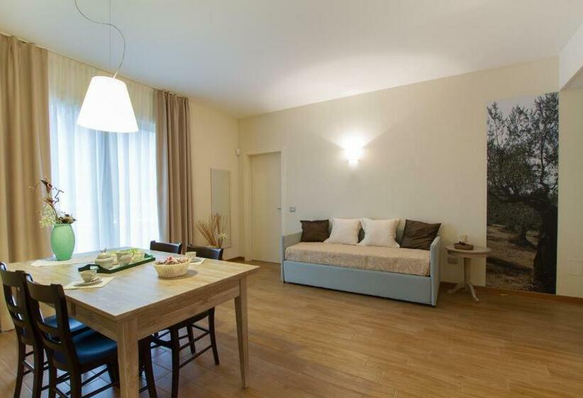 Студио Стандарт Вид на Бассейн, Agriturismo Ai Prati