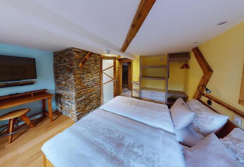 Номер Deluxe, Boutique Hotel De La Croix Fédérale
