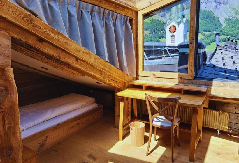 Люкс Вид на Горы, Boutique Hotel De La Croix Fédérale