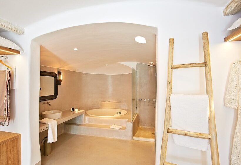 Люкс с Бассейном, Mykonos Blu, A Grecotel Resort To Live