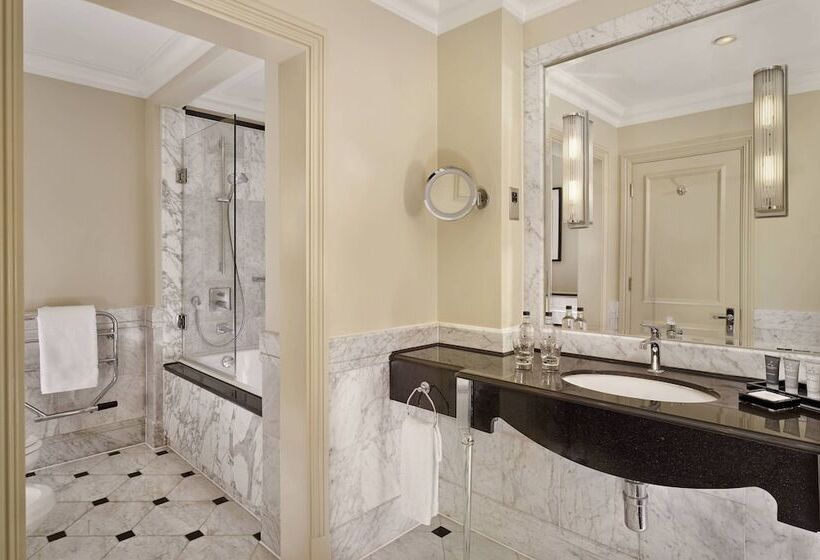 Номер Deluxe, Jw Marriott Grosvenor House London